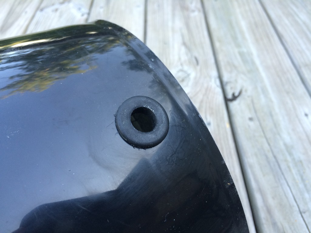 How To Make A Hydroponic Reservoir Drain- Rubber Grommet