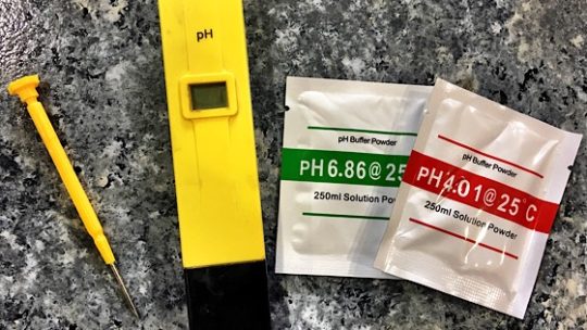 How Calibrate A Hydroponic pH Meter