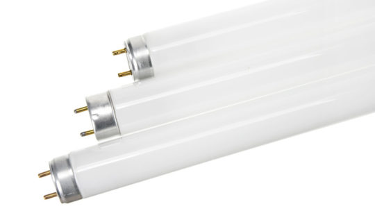 Choosing The Right Fluorescent Grow Lights For Your Indoor Garden